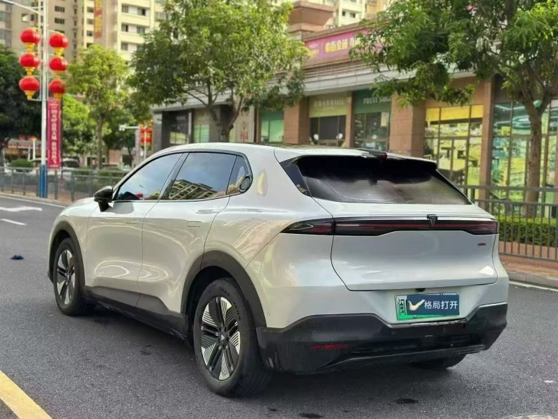 东莞25年长安汽车深蓝8