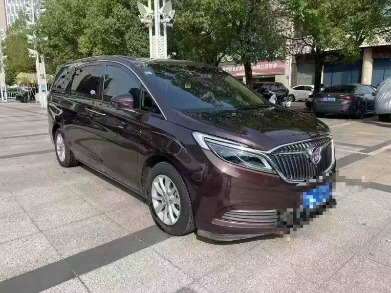 南通19年别克GL82