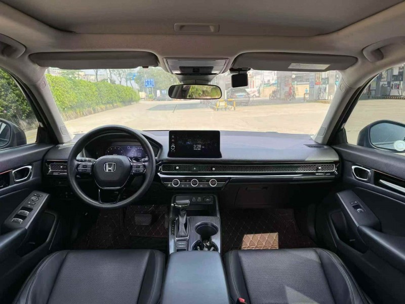 汕头23年本田思域5