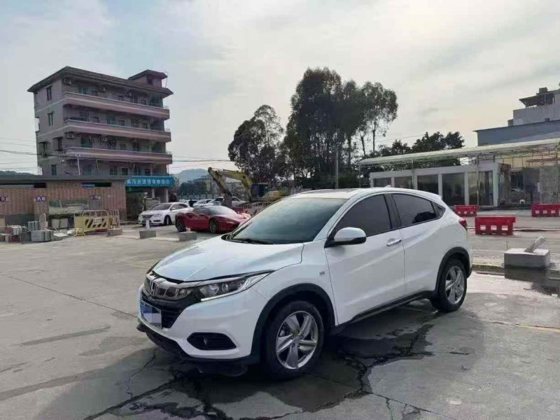 汕头22年本田缤智3