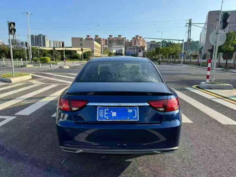 汕头21年吉利帝豪9