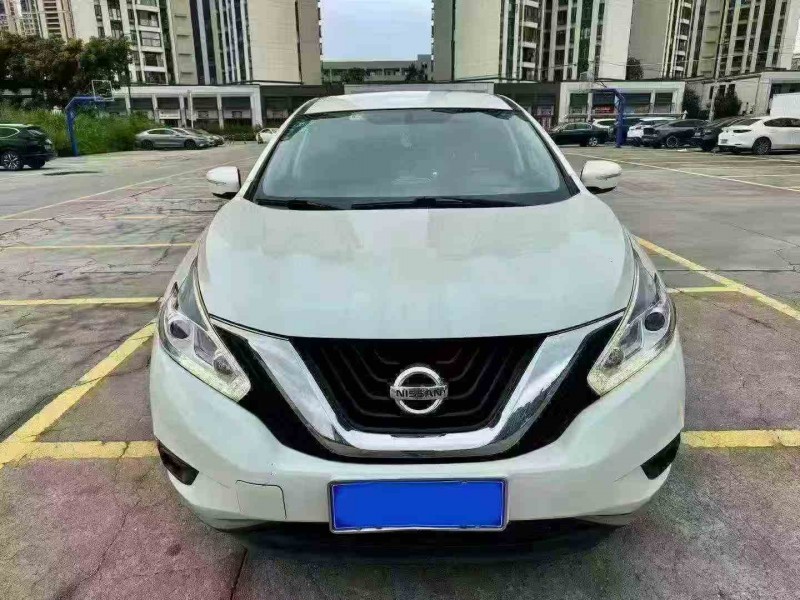 佛山18年日产楼兰1