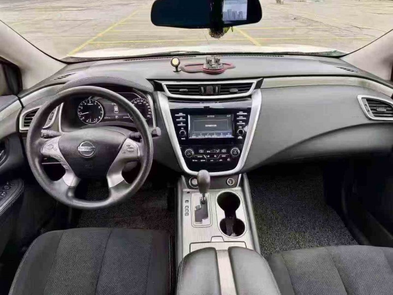 佛山18年日产楼兰6