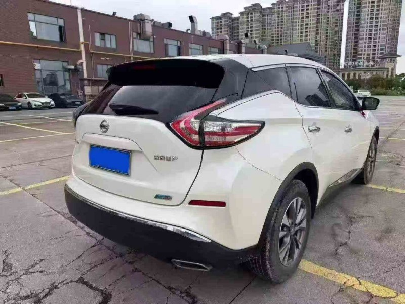 佛山18年日产楼兰8