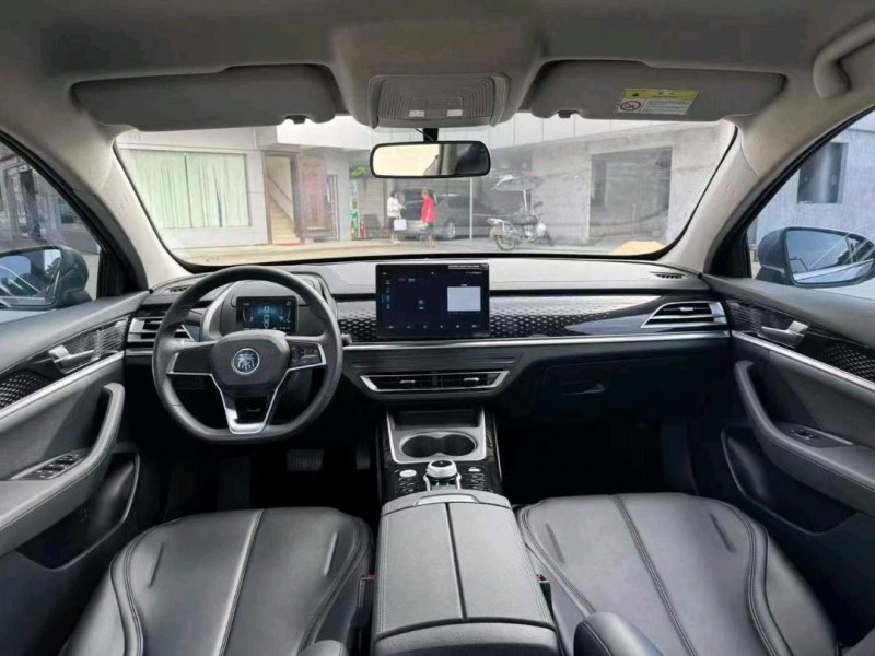 广州23年比亚迪秦9