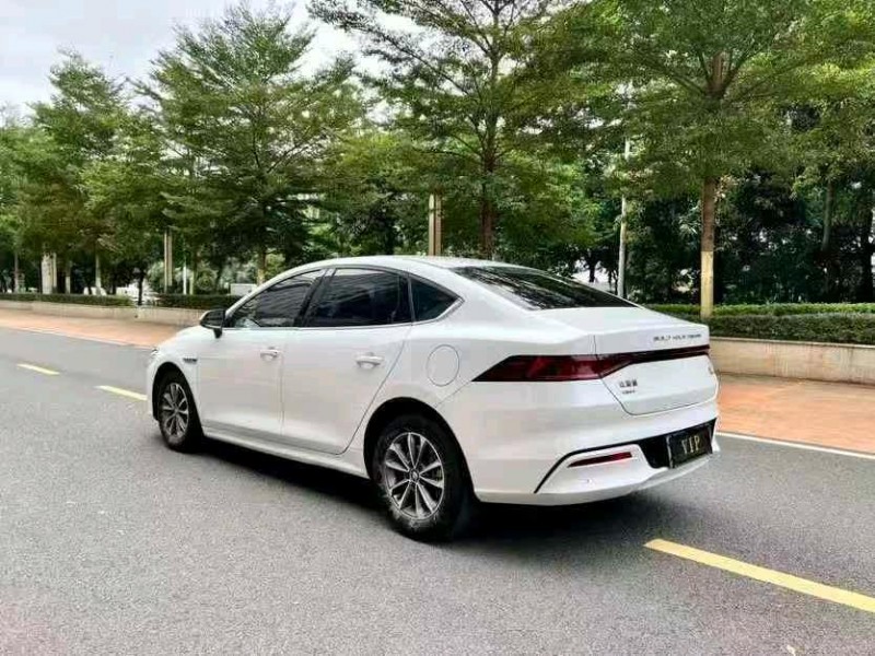 广州24年比亚迪秦4