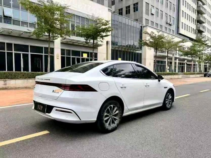 广州24年比亚迪秦6