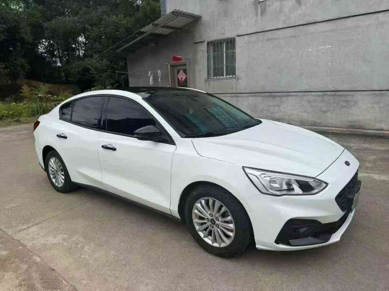 三明19年福特福克斯2