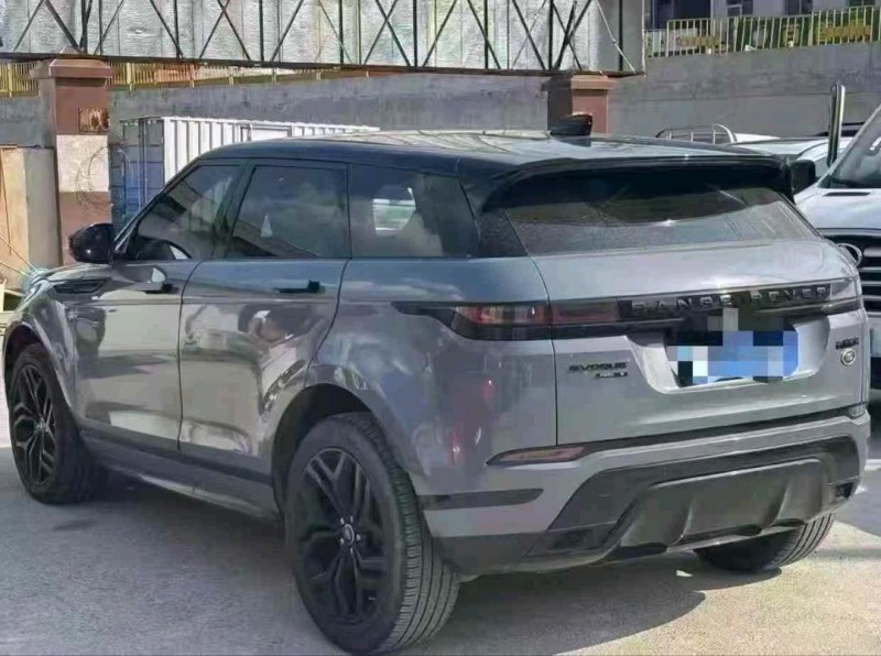 鹤壁21年路虎极光4