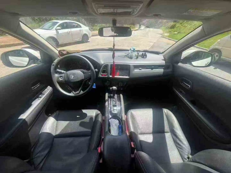 漳州16年本田缤智5