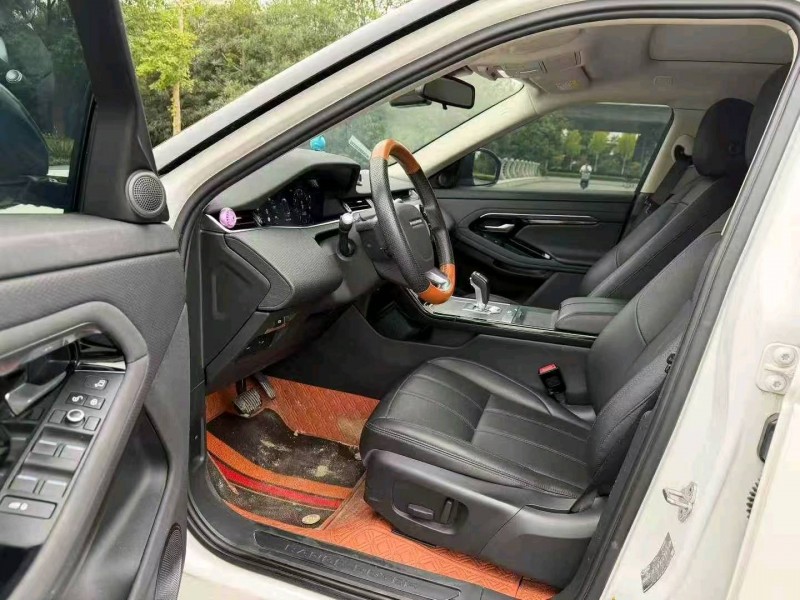 徐州21年路虎极光9