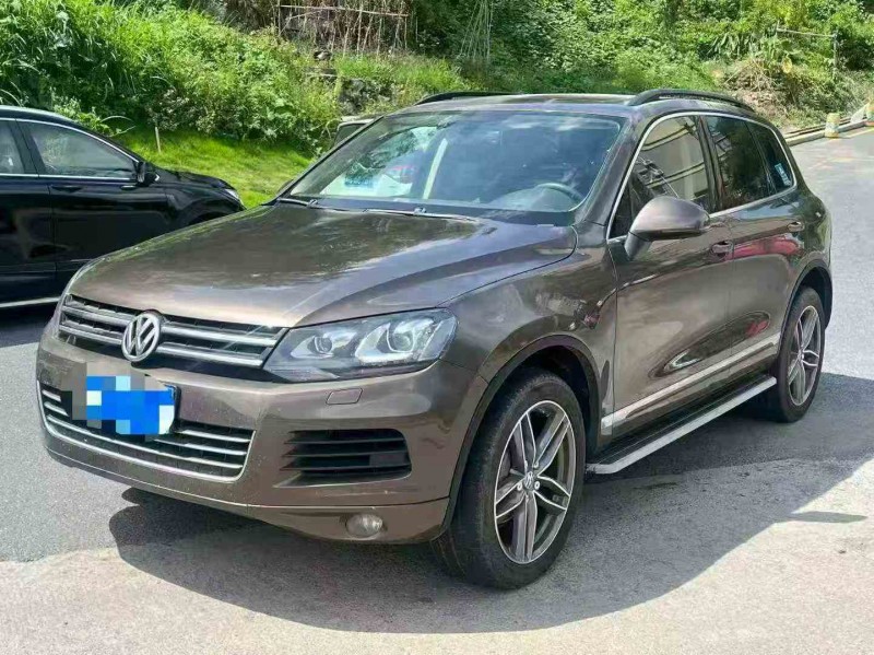 南平15年大众途锐3