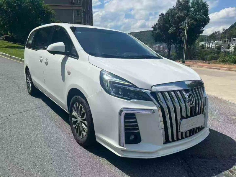 漳州21年别克GL82