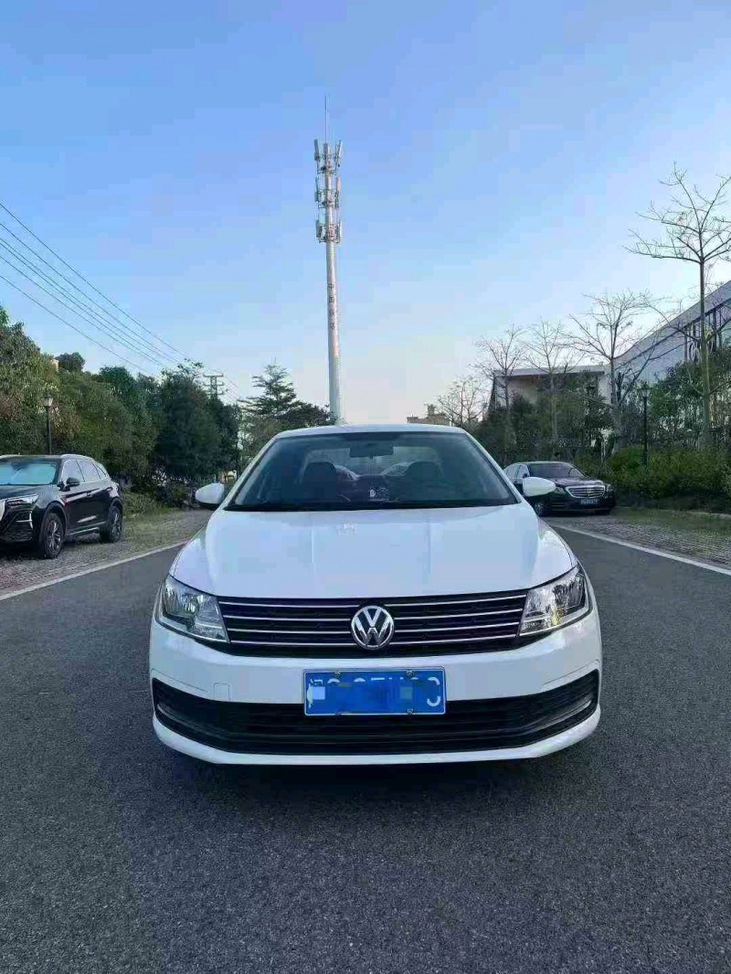 南平16年大众朗逸1