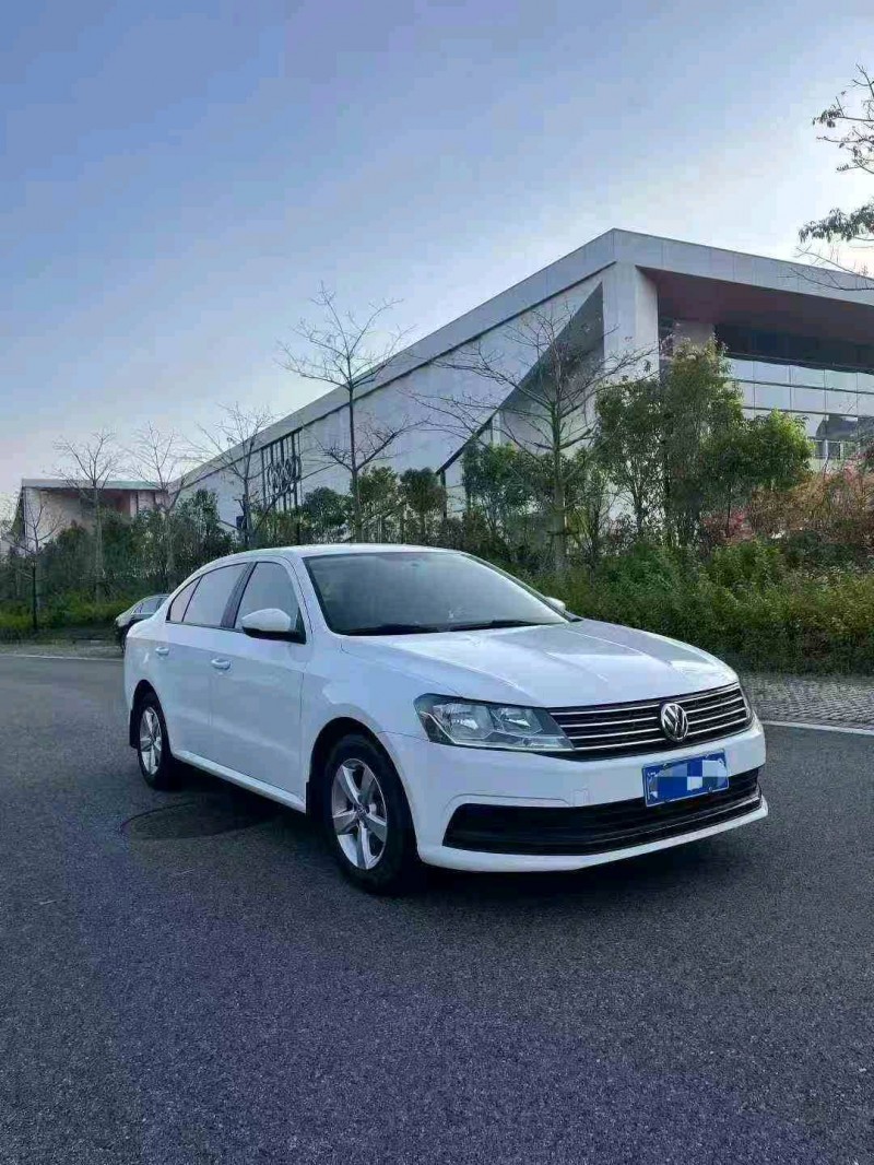 南平16年大众朗逸3