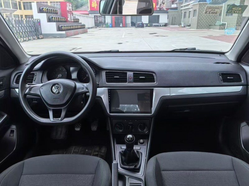 邯郸17年大众朗逸8