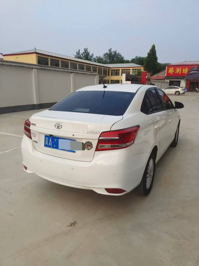 邯郸19年丰田威驰3