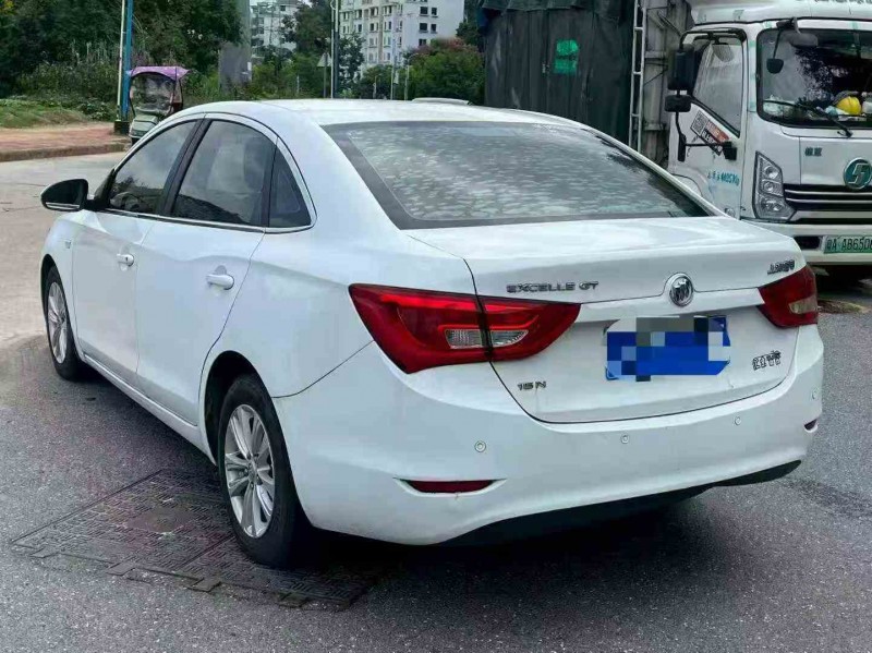 莆田16年别克英朗9