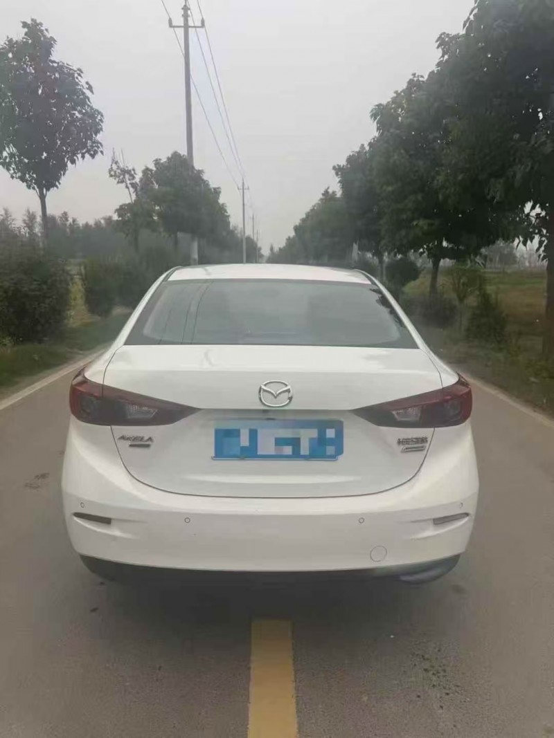 枣庄17年马自达昂克赛拉9