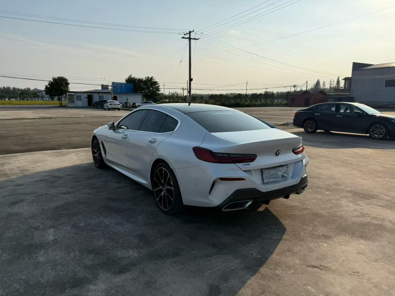 徐州24年宝马8系3