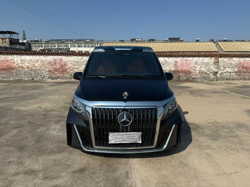 徐州24年奔驰威霆1