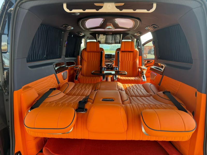 徐州24年奔驰威霆6