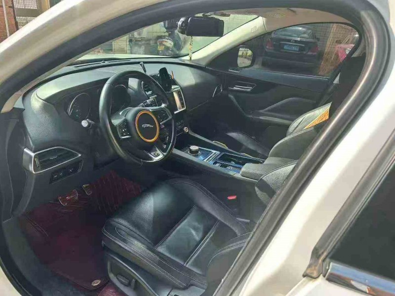 南平18年捷豹F-PACE5