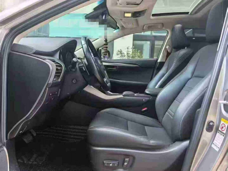 深圳18年雷克萨斯NX5