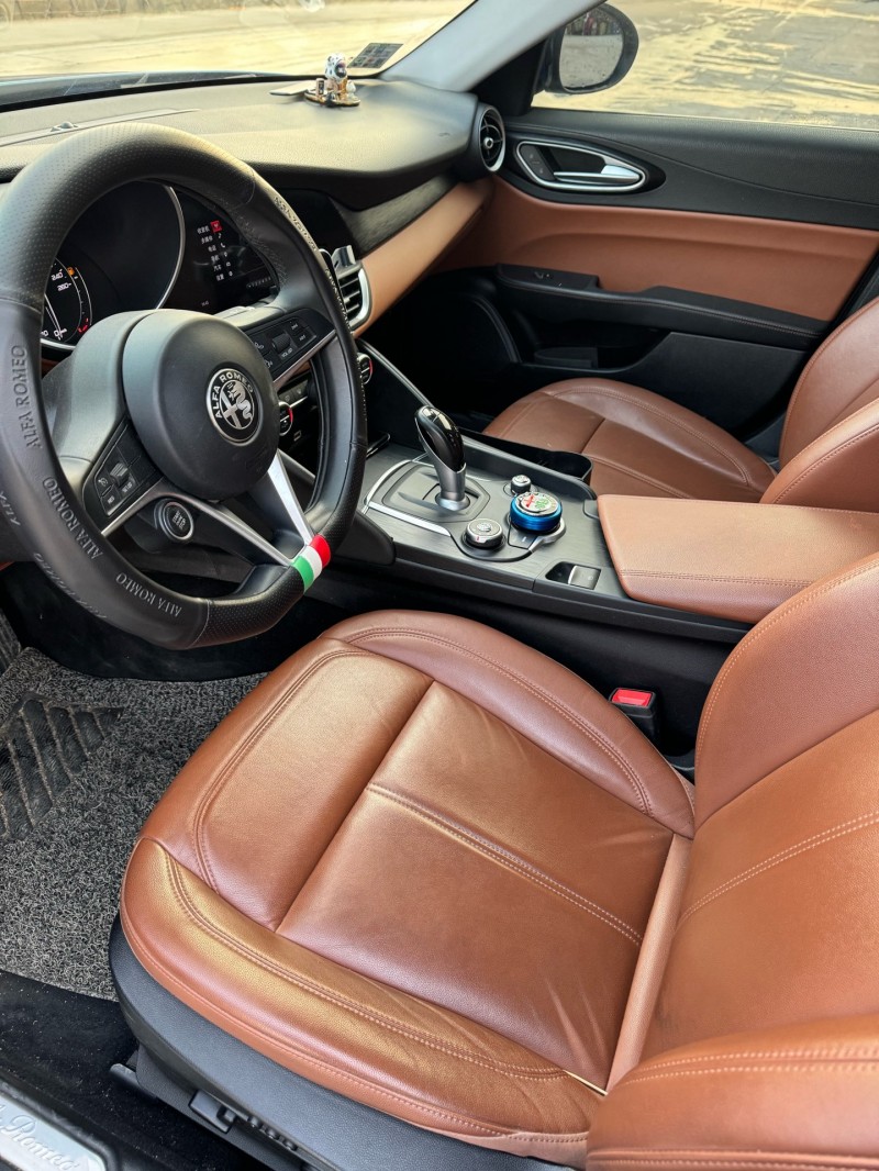 潮州19年阿尔法·罗密欧Giulietta3