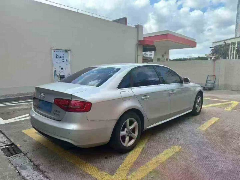 南平15年奥迪A4L7