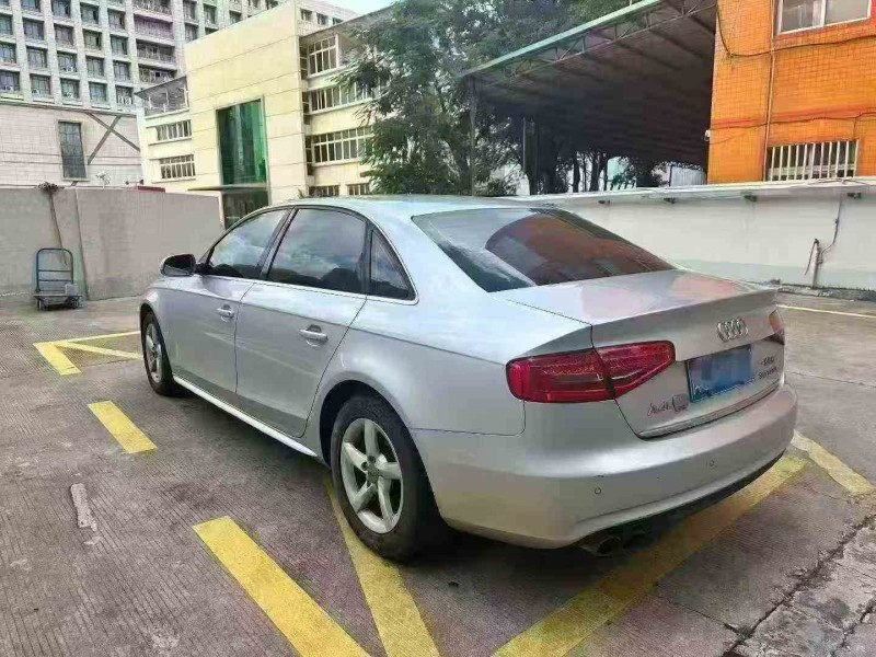 南平15年奥迪A4L8