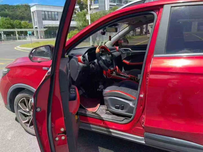 漳州20年名爵ZS5