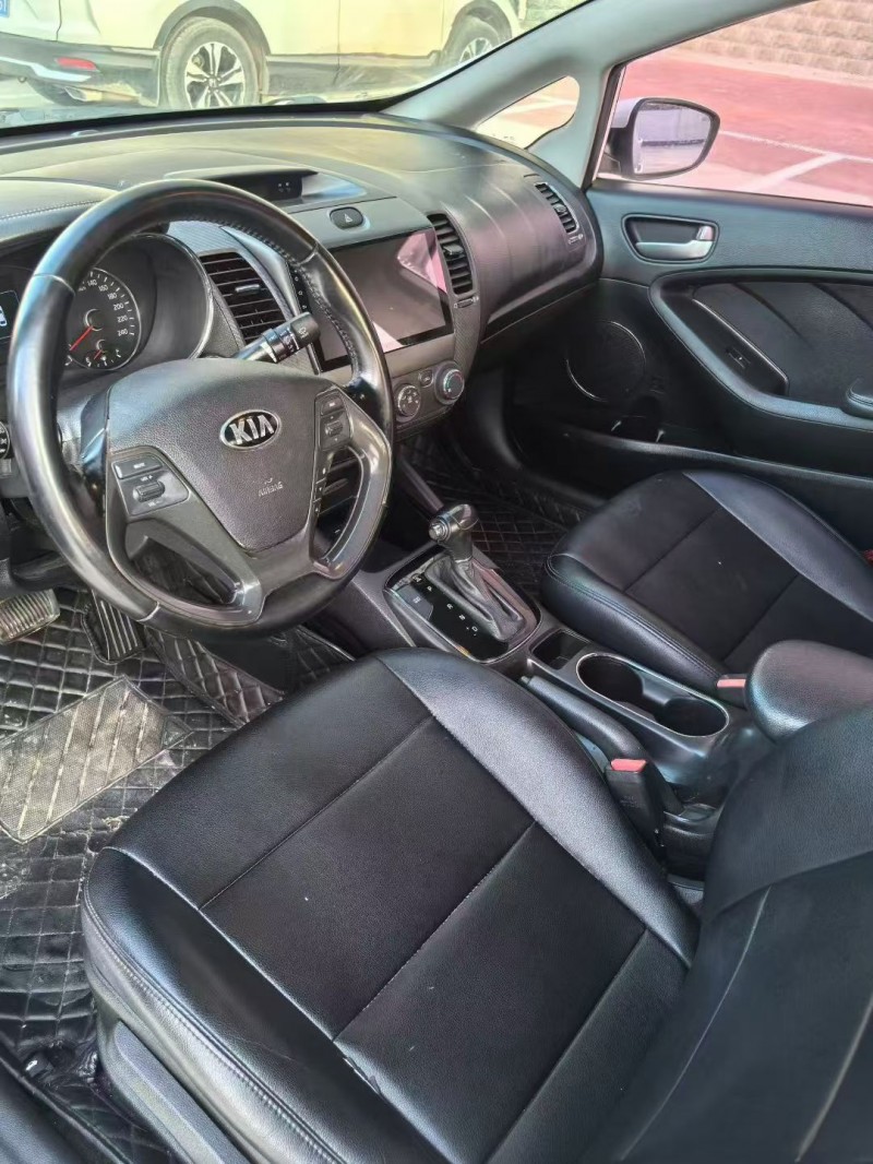 邯郸16年起亚K37