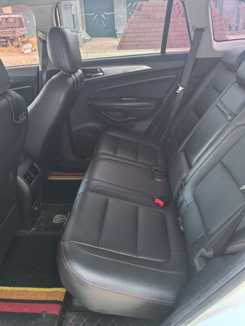 邯郸16年长安汽车CS758