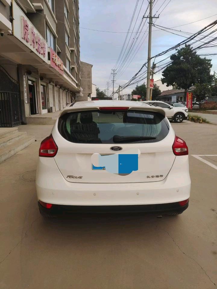 邯郸17年福特福克斯6