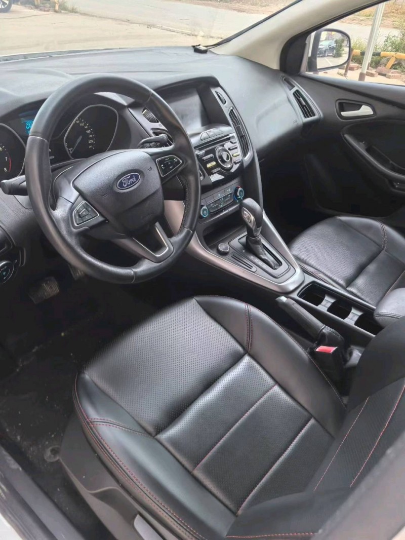 邯郸17年福特福克斯8