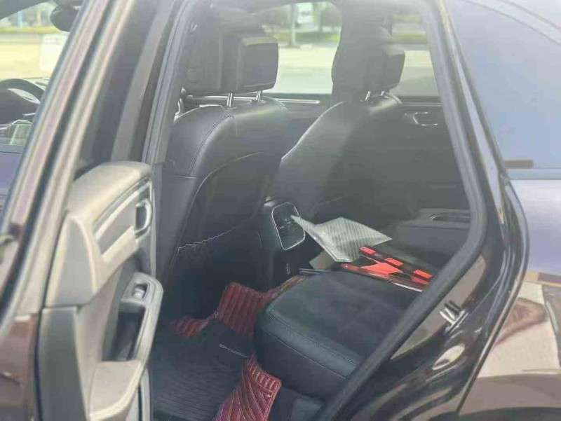 舟山17年保时捷Macan6