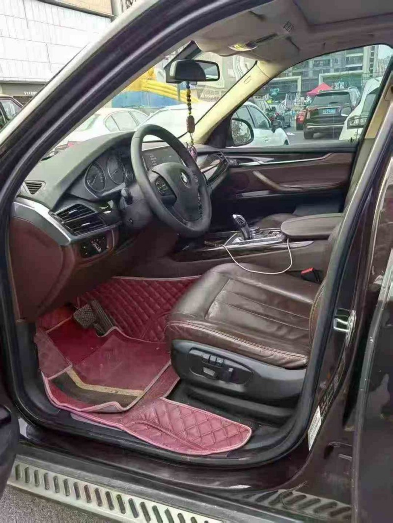 金华15年宝马X53