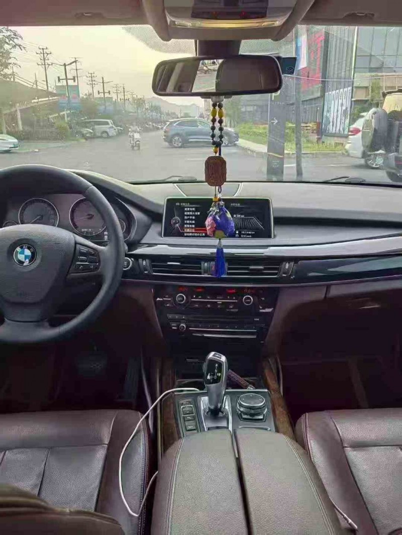 金华15年宝马X54
