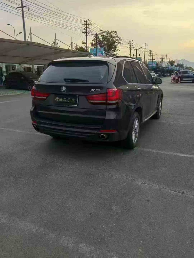 金华15年宝马X58