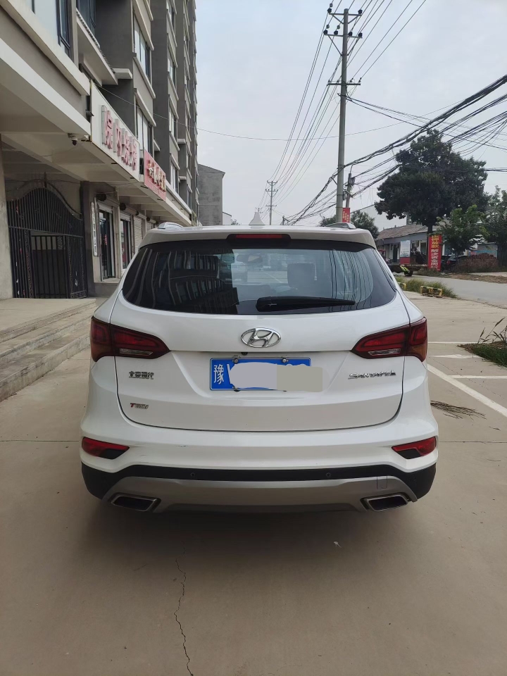 邯郸18年现代全新胜达3