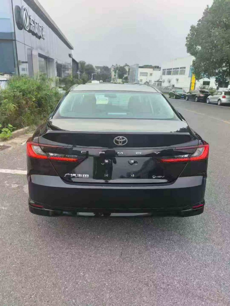 衢州25年丰田凯美瑞8