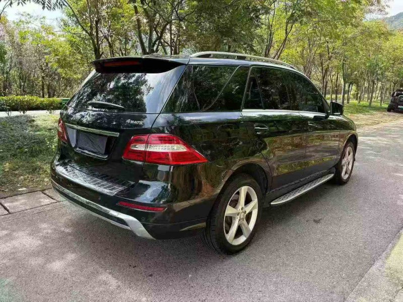 杭州13年奔驰ML9