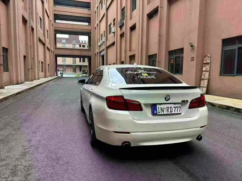 重庆12年宝马5系8