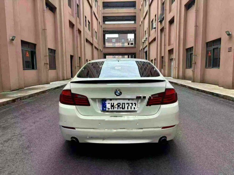 重庆12年宝马5系9