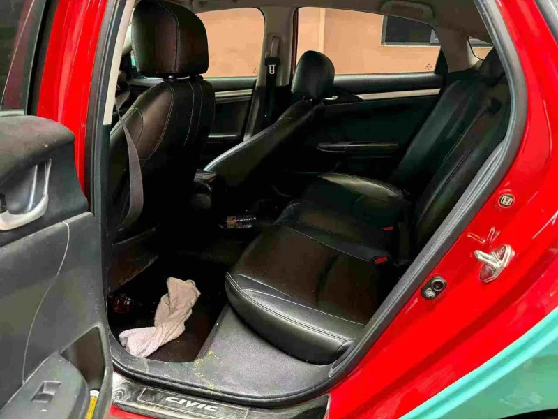 重庆20年本田思域5