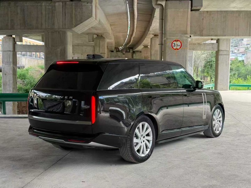 兰州25年路虎揽胜行政6