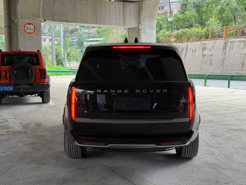 兰州25年路虎揽胜行政7