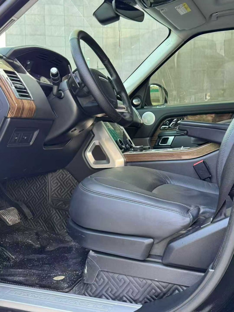 兰州18年路虎揽胜行政4