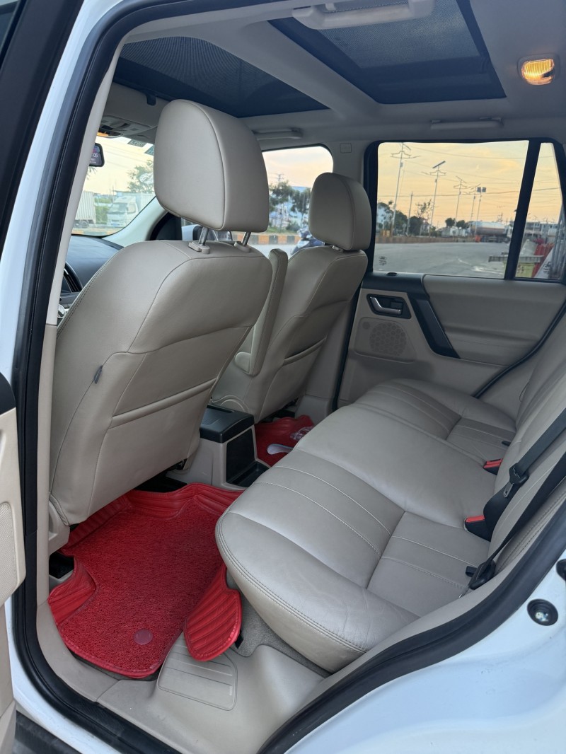 潮州14年路虎神行者4